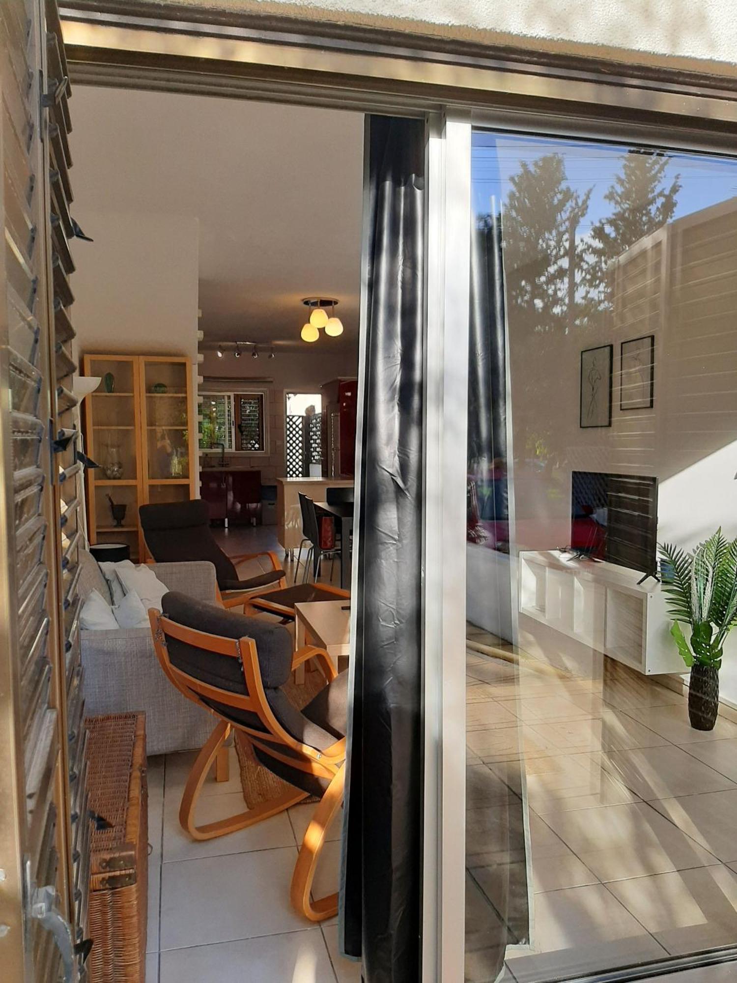 H&O Royal Townhouse In Center Paphos 아파트 외부 사진